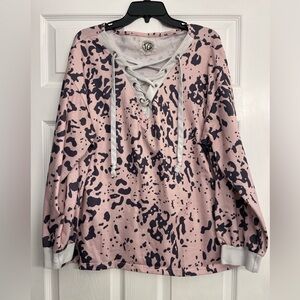 💗Tees2URDoor women’s Pink and Black Lace-Up long sleeve